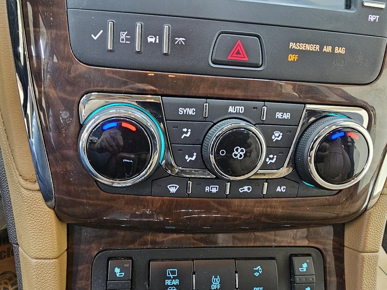 Buick Enclave Leather FWD 2016