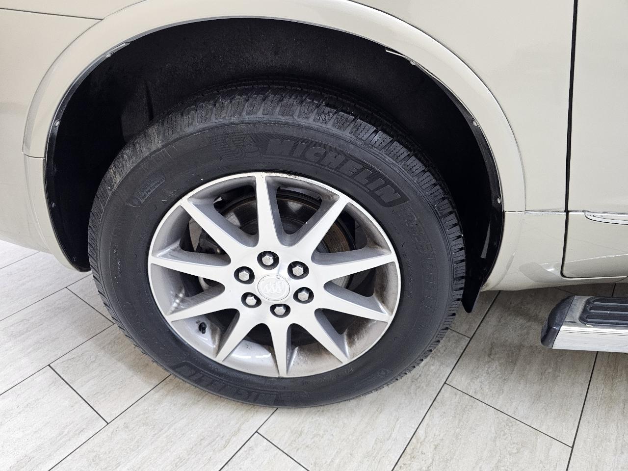 Buick Enclave Leather FWD 2016