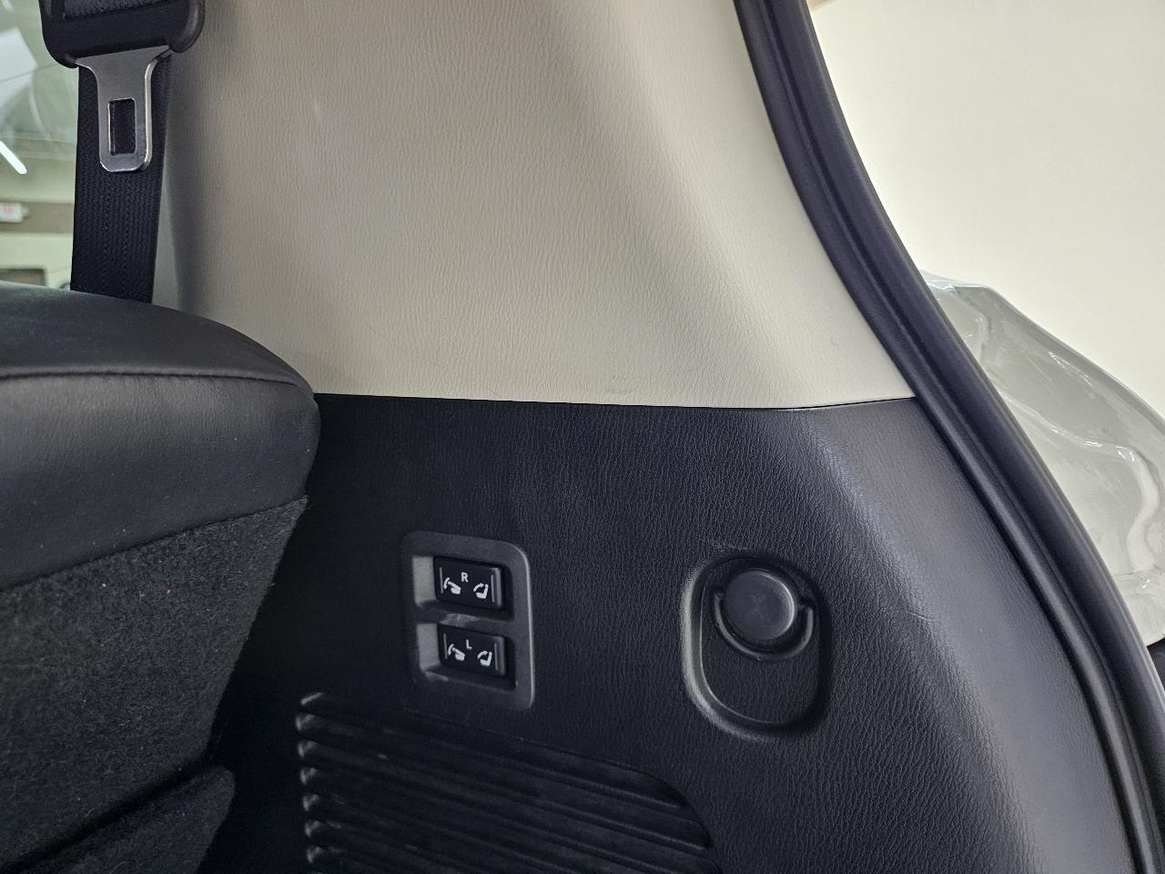 Infiniti QX80 2WD 2014