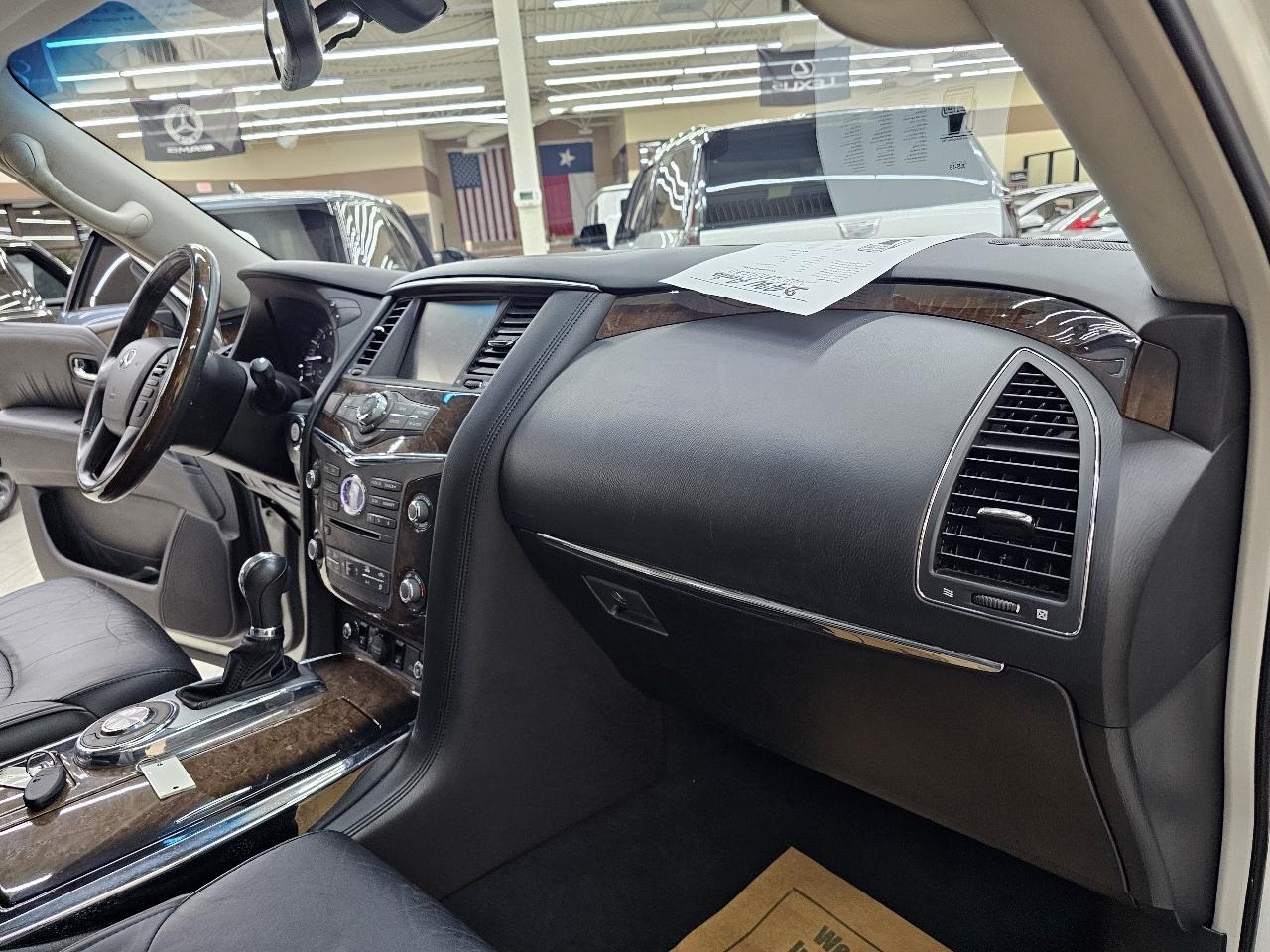 Infiniti QX80 2WD 2014