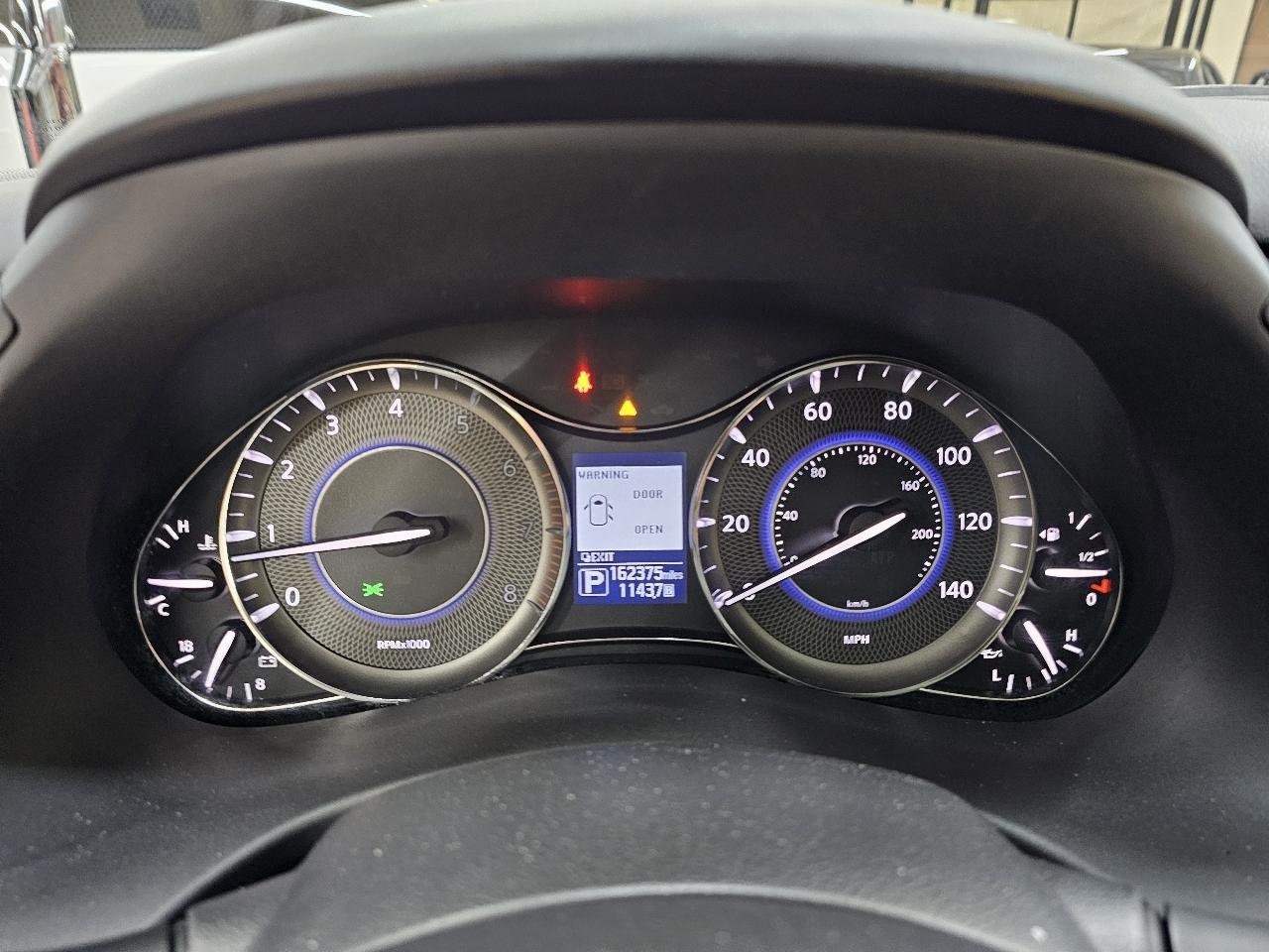 Infiniti QX80 2WD 2014