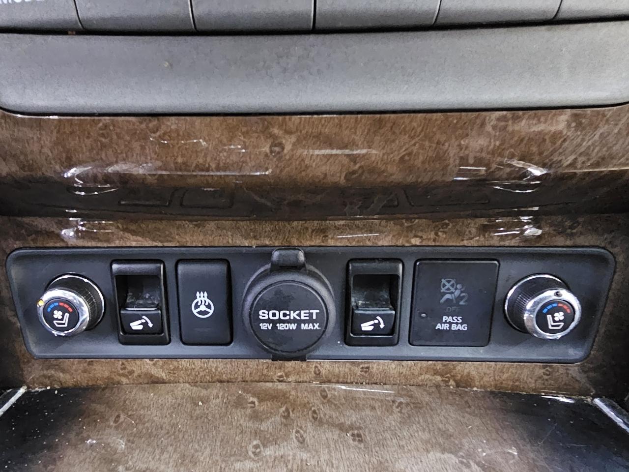 Infiniti QX80 2WD 2014