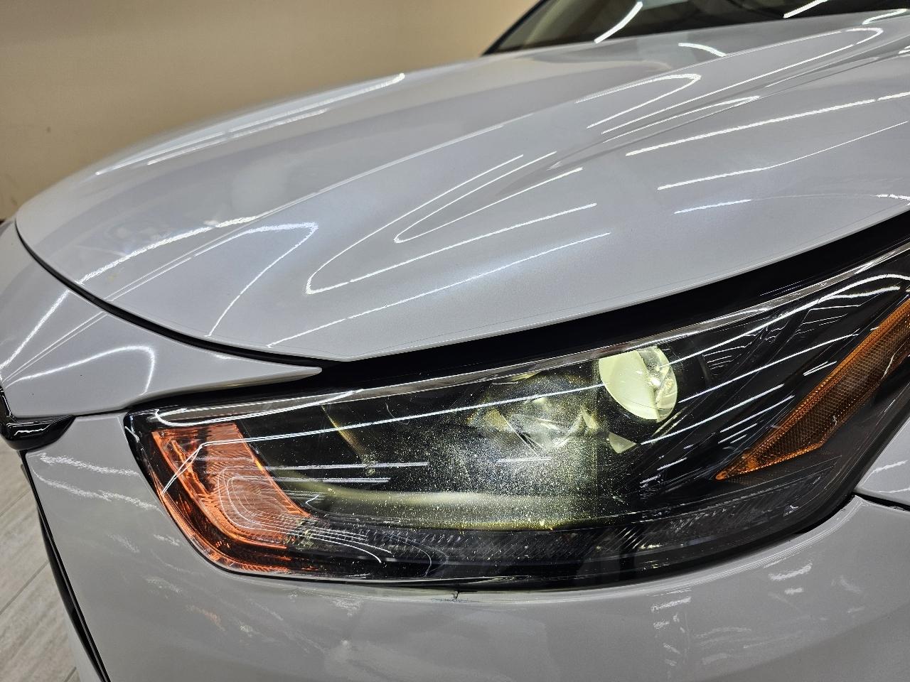 Toyota Highlander Hybrid LE AWD 2023