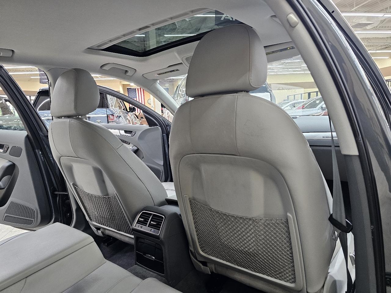 Audi A4 2.0T Sedan quattro Tiptronic 2013