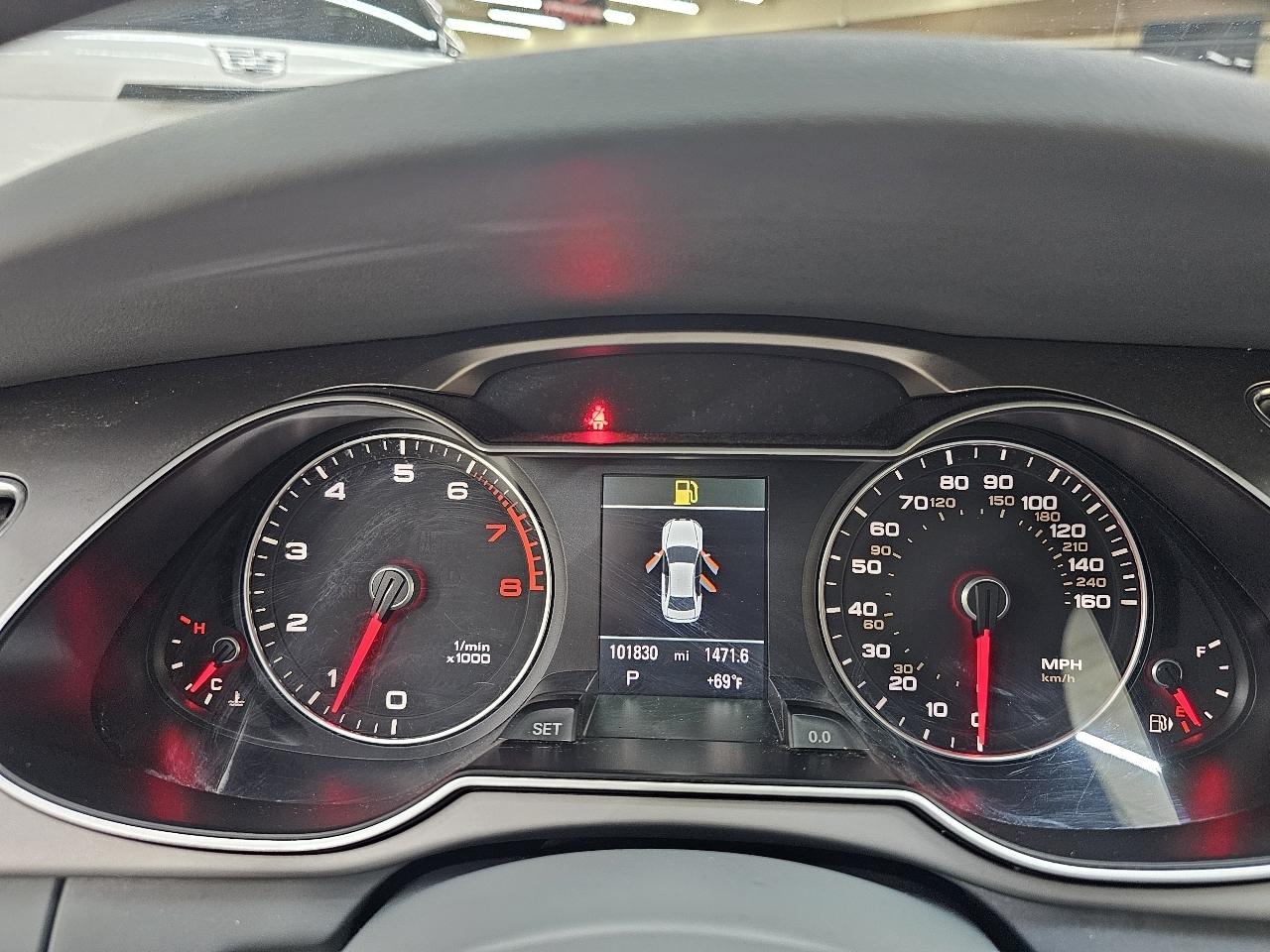 Audi A4 2.0T Sedan quattro Tiptronic 2013