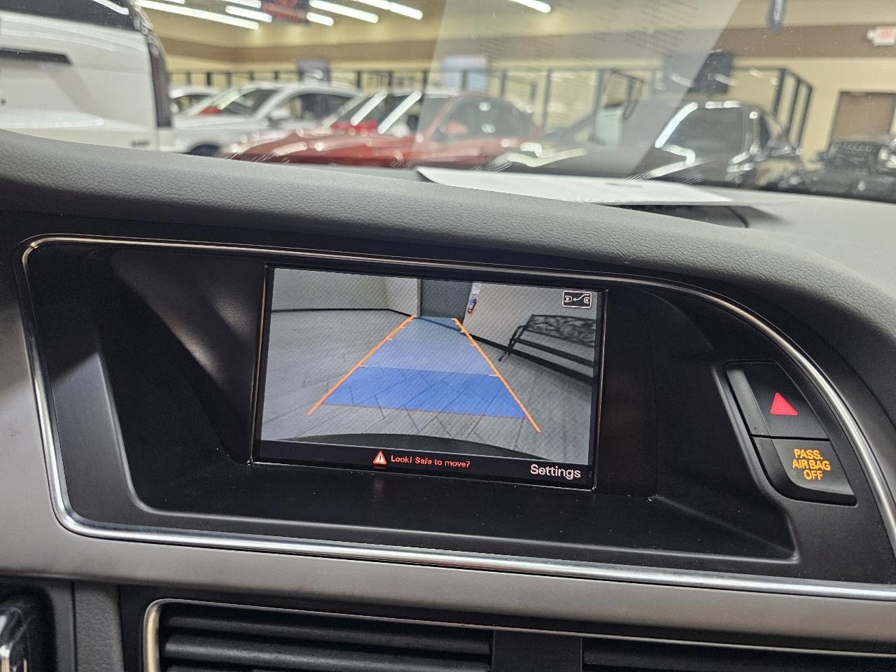 Audi A4 2.0T Sedan quattro Tiptronic 2013