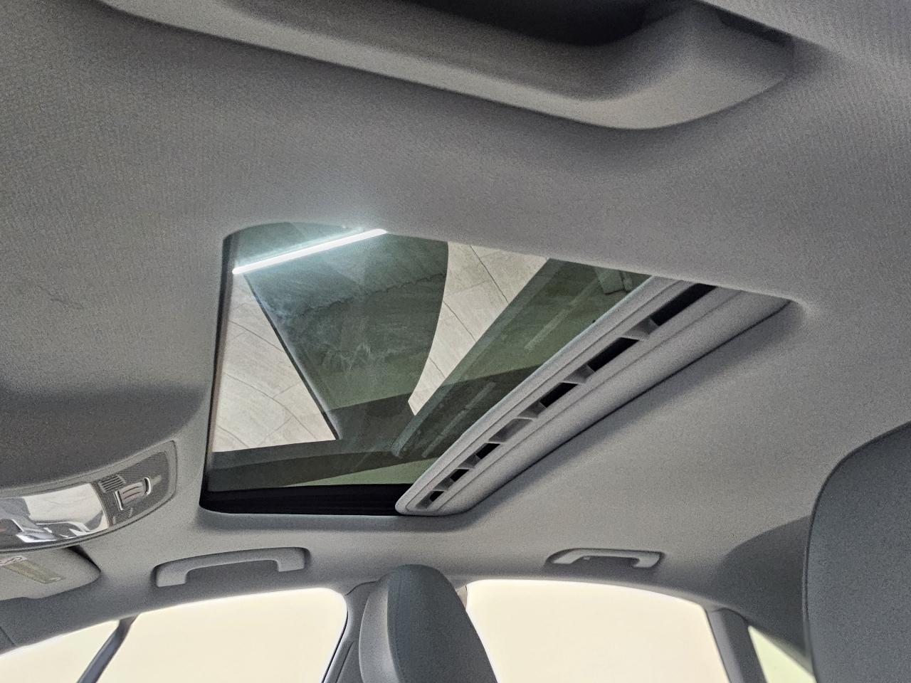 Audi A4 2.0T Sedan quattro Tiptronic 2013