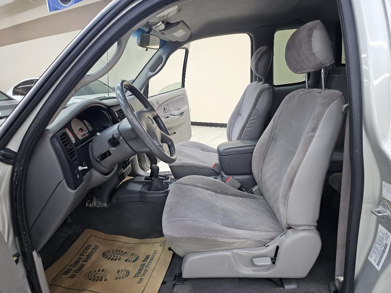 Toyota Tacoma Xtracab V6 4WD 2004