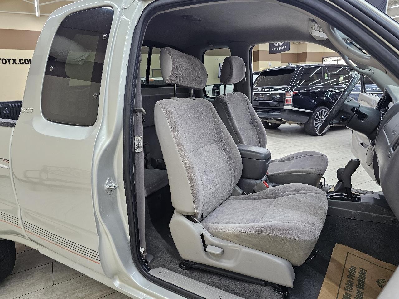 Toyota Tacoma Xtracab V6 4WD 2004