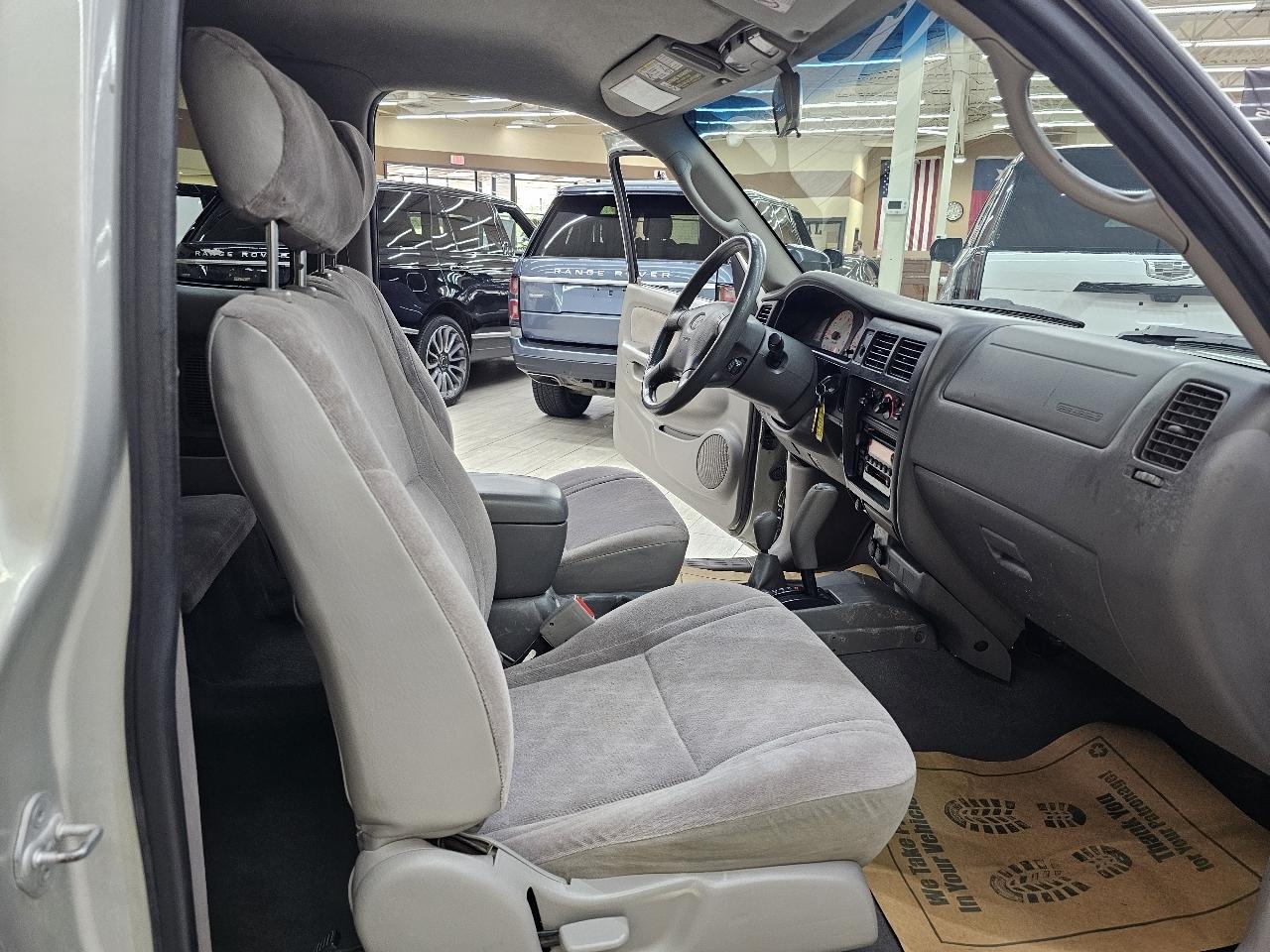 Toyota Tacoma Xtracab V6 4WD 2004