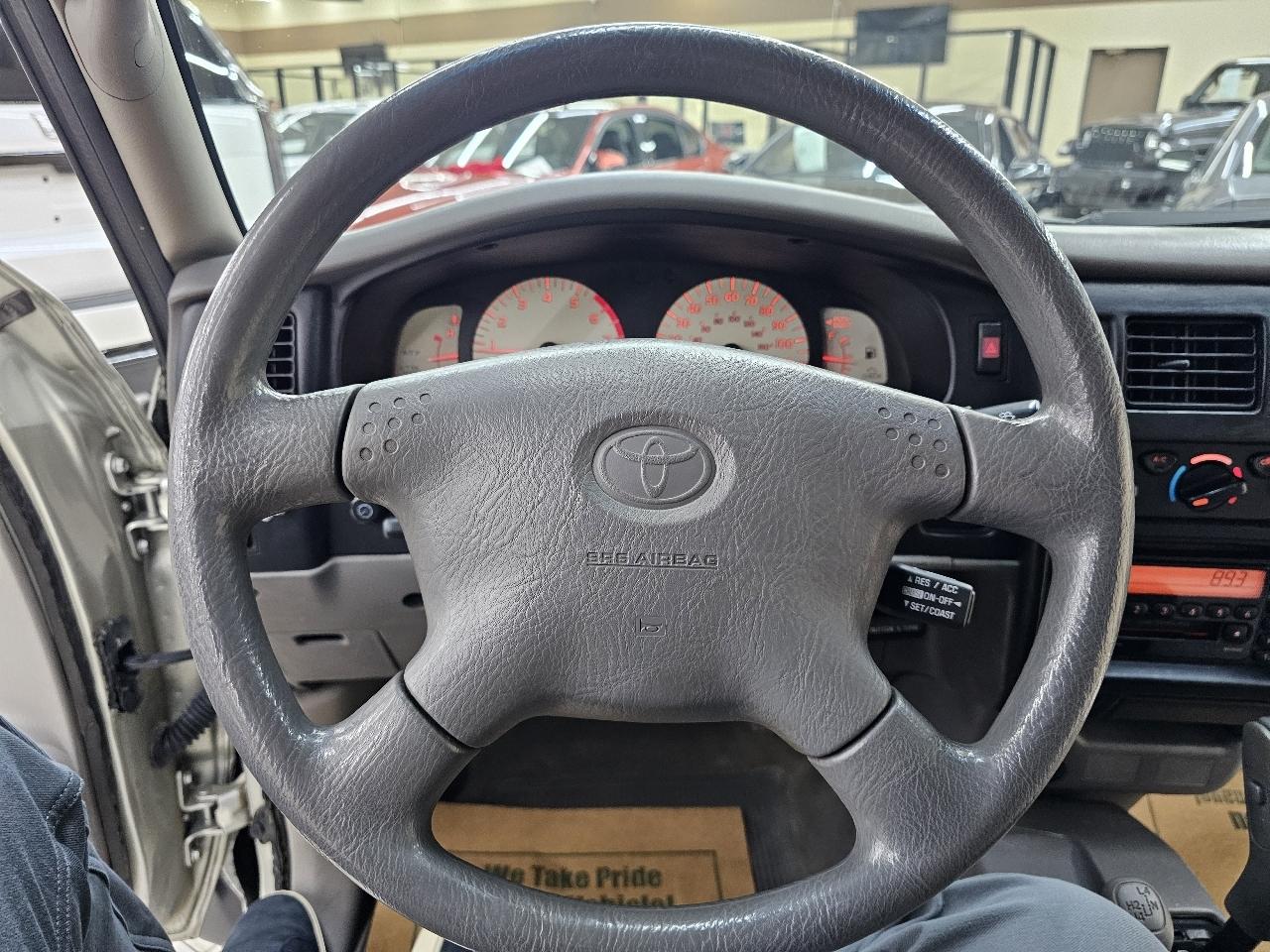 Toyota Tacoma Xtracab V6 4WD 2004