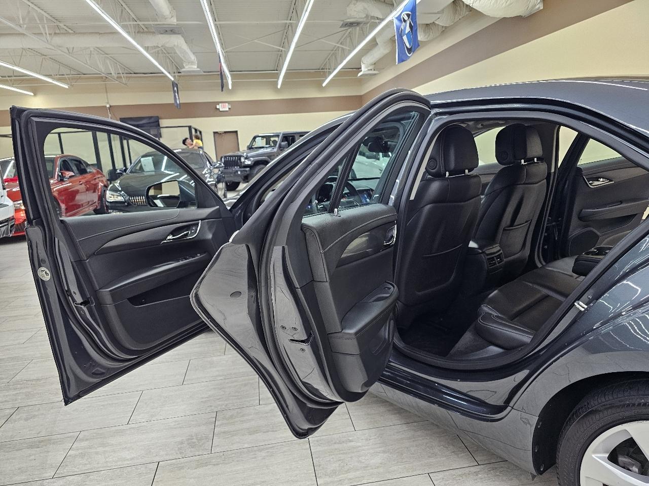 Cadillac ATS 2.0L Base RWD 2013