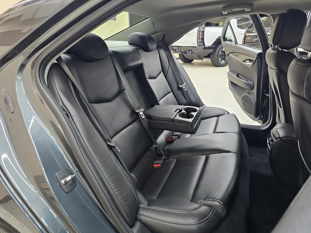 Cadillac ATS 2.0L Base RWD 2013