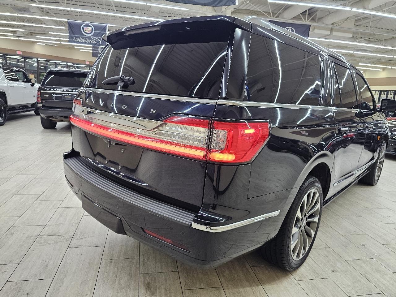 Lincoln Navigator L Reserve 2WD 2021