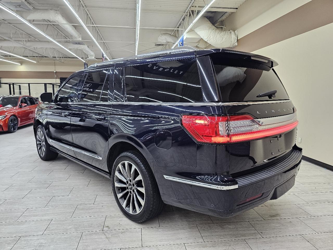 Lincoln Navigator L Reserve 2WD 2021