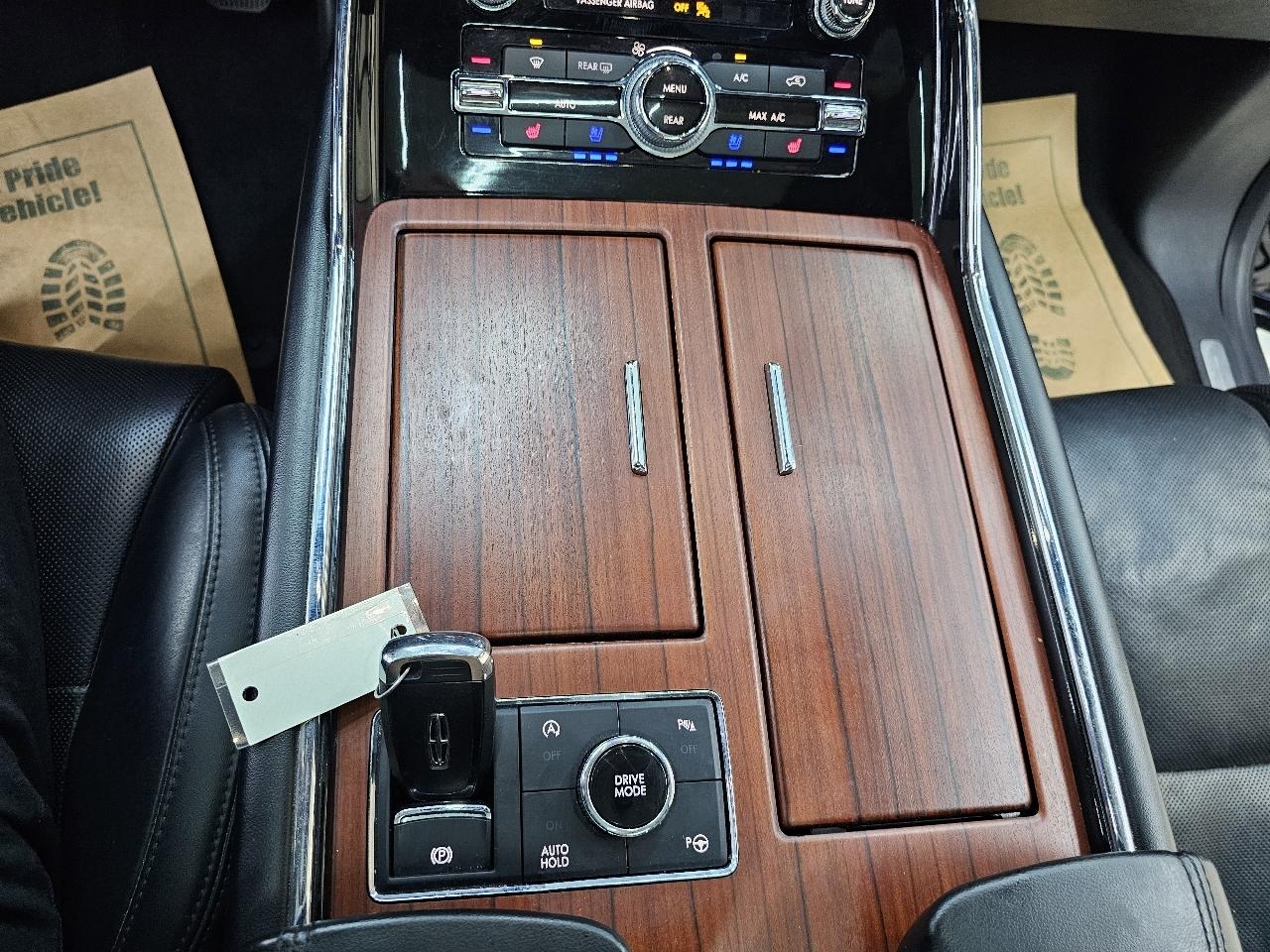 Lincoln Navigator L Reserve 2WD 2021