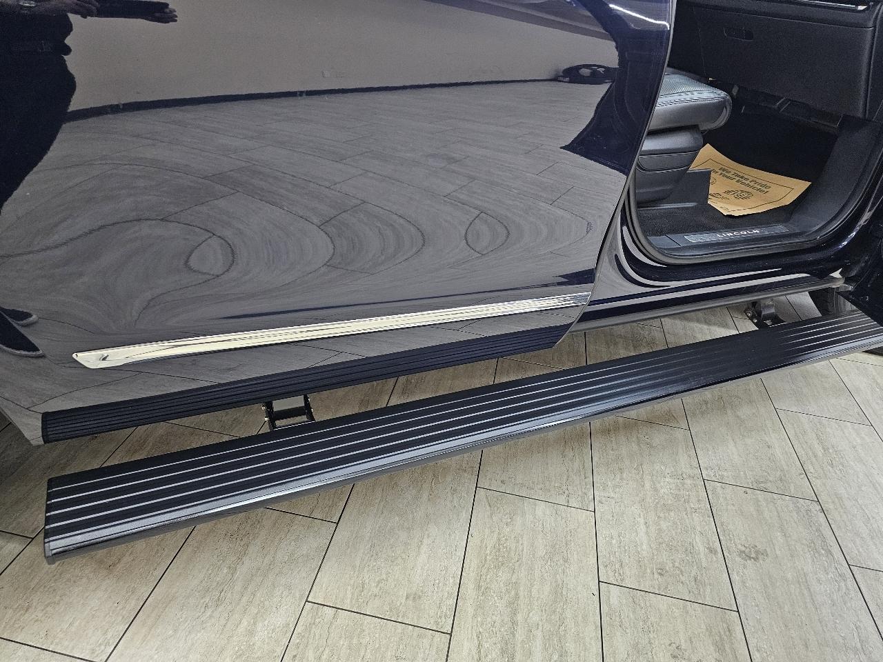 Lincoln Navigator L Reserve 2WD 2021