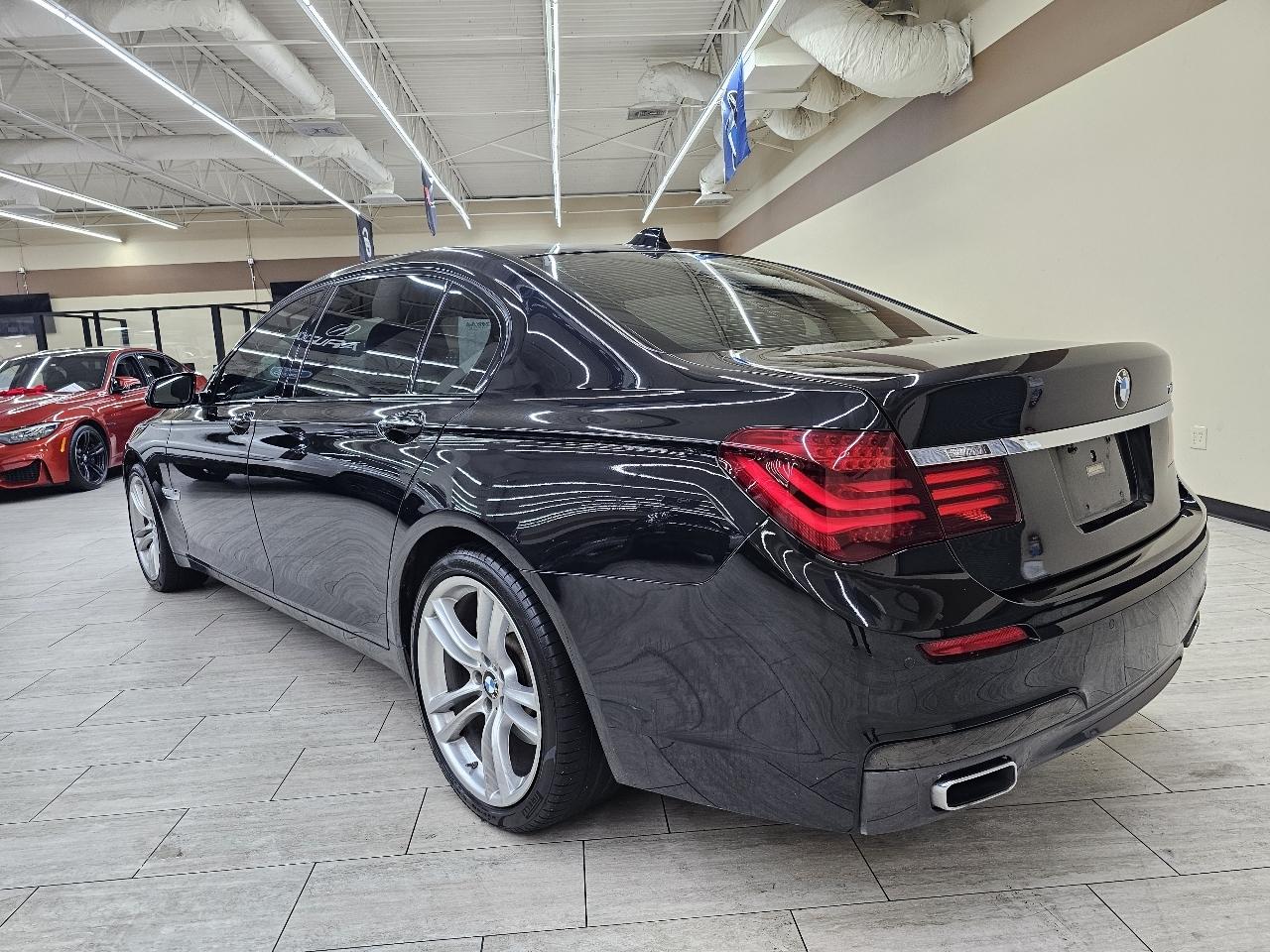BMW 7-Series 740iL 2015