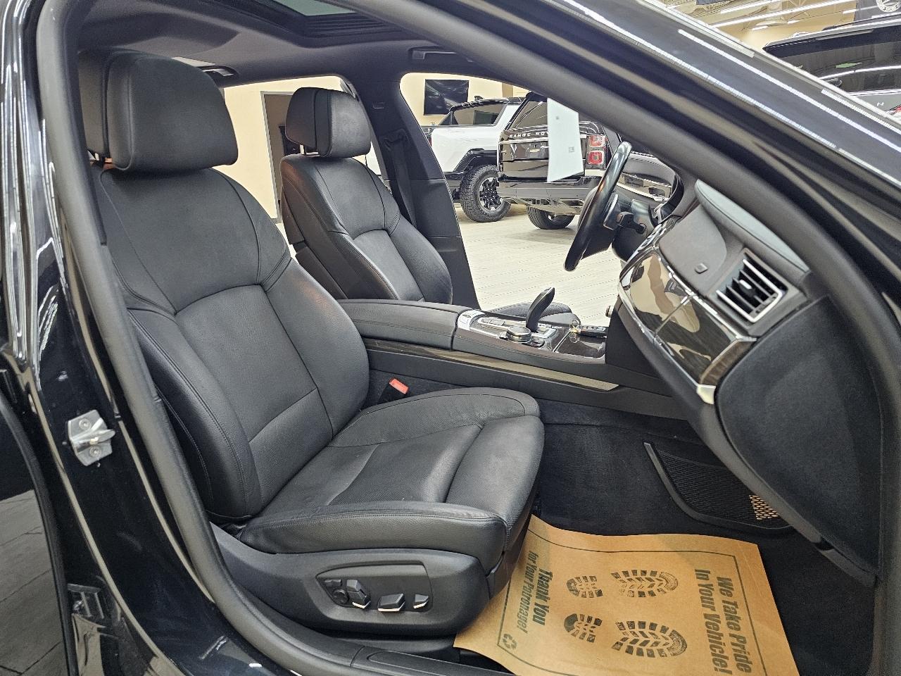 BMW 7-Series 740iL 2015