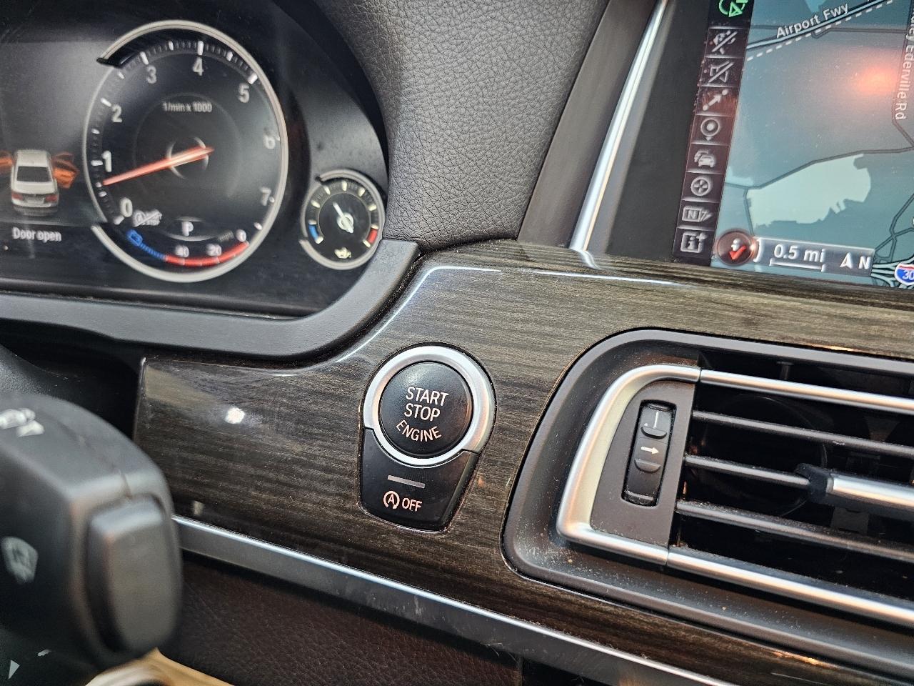 BMW 7-Series 740iL 2015