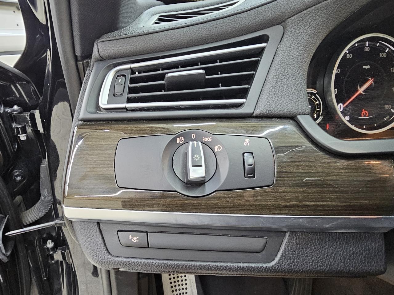 BMW 7-Series 740iL 2015