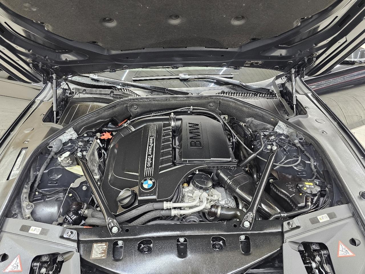 BMW 7-Series 740iL 2015