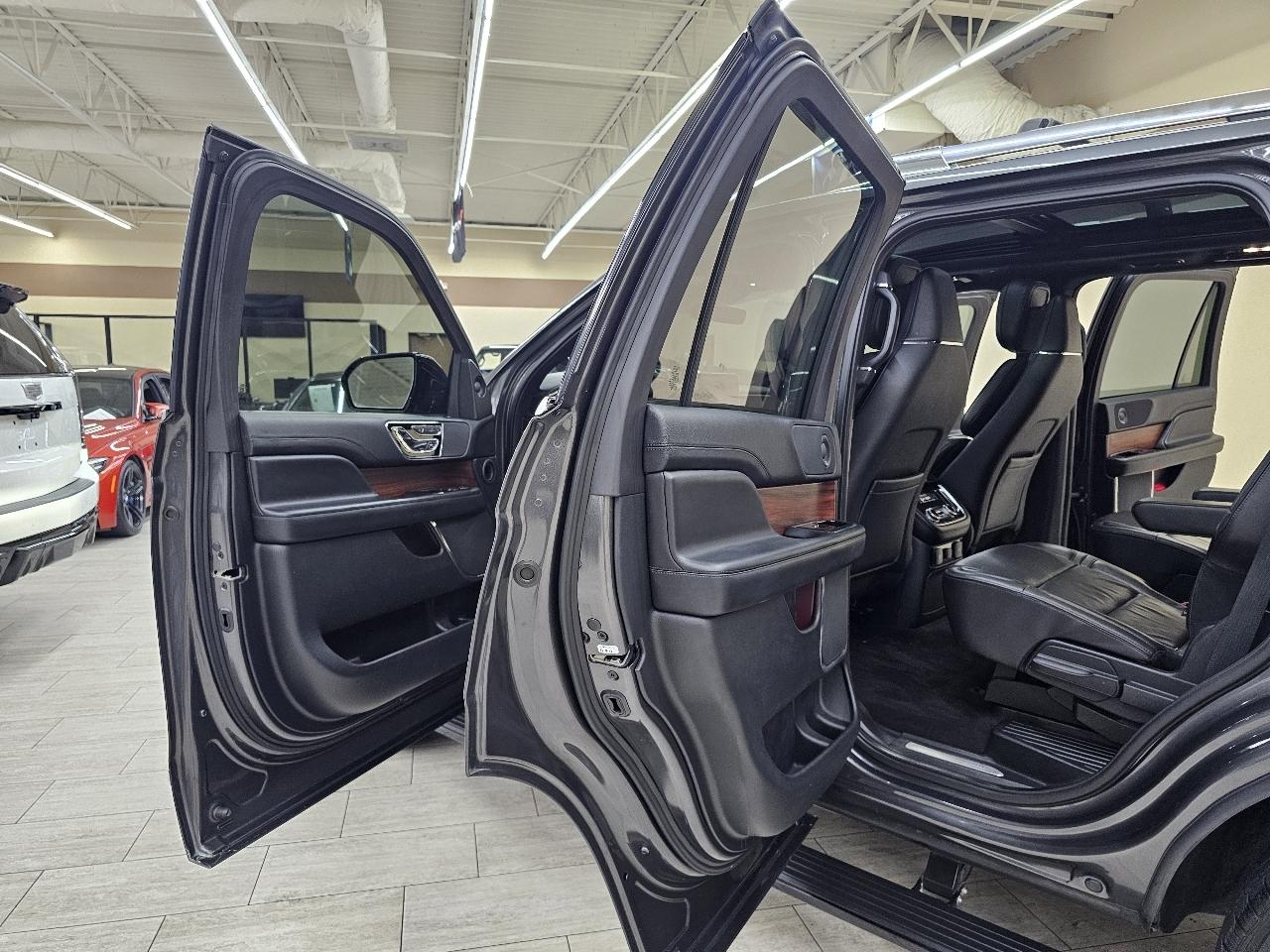 Lincoln Navigator Select 2WD 2018