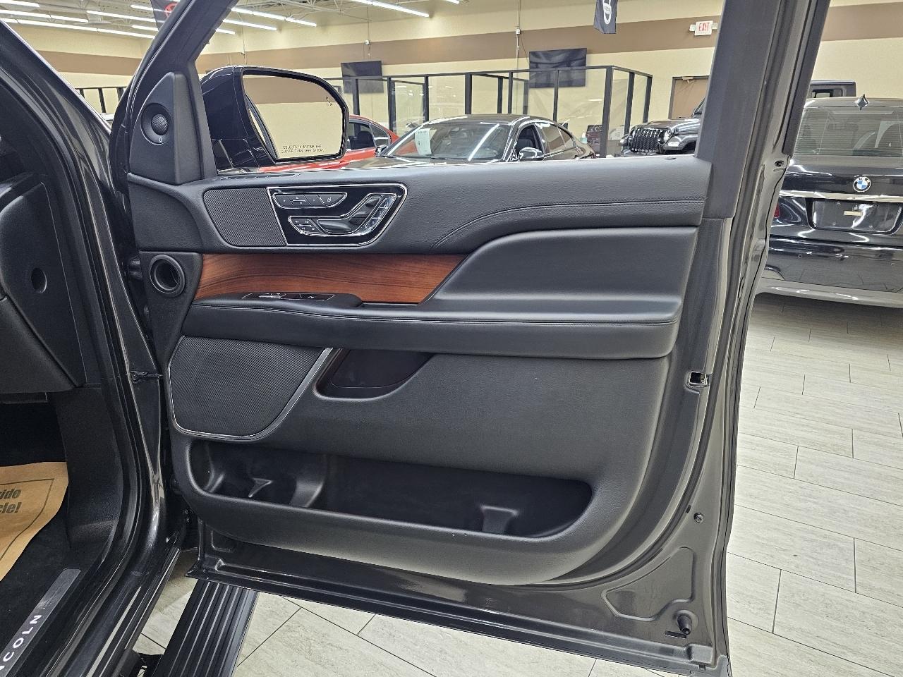 Lincoln Navigator Select 2WD 2018