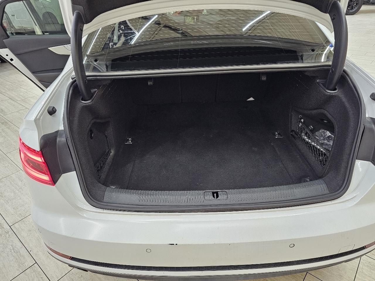 Audi A4 2.0T Premium Plus Sedan 2017