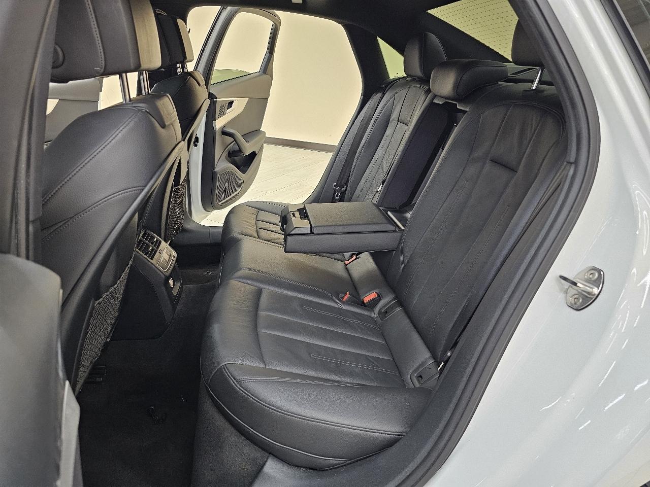 Audi A4 2.0T Premium Plus Sedan 2017