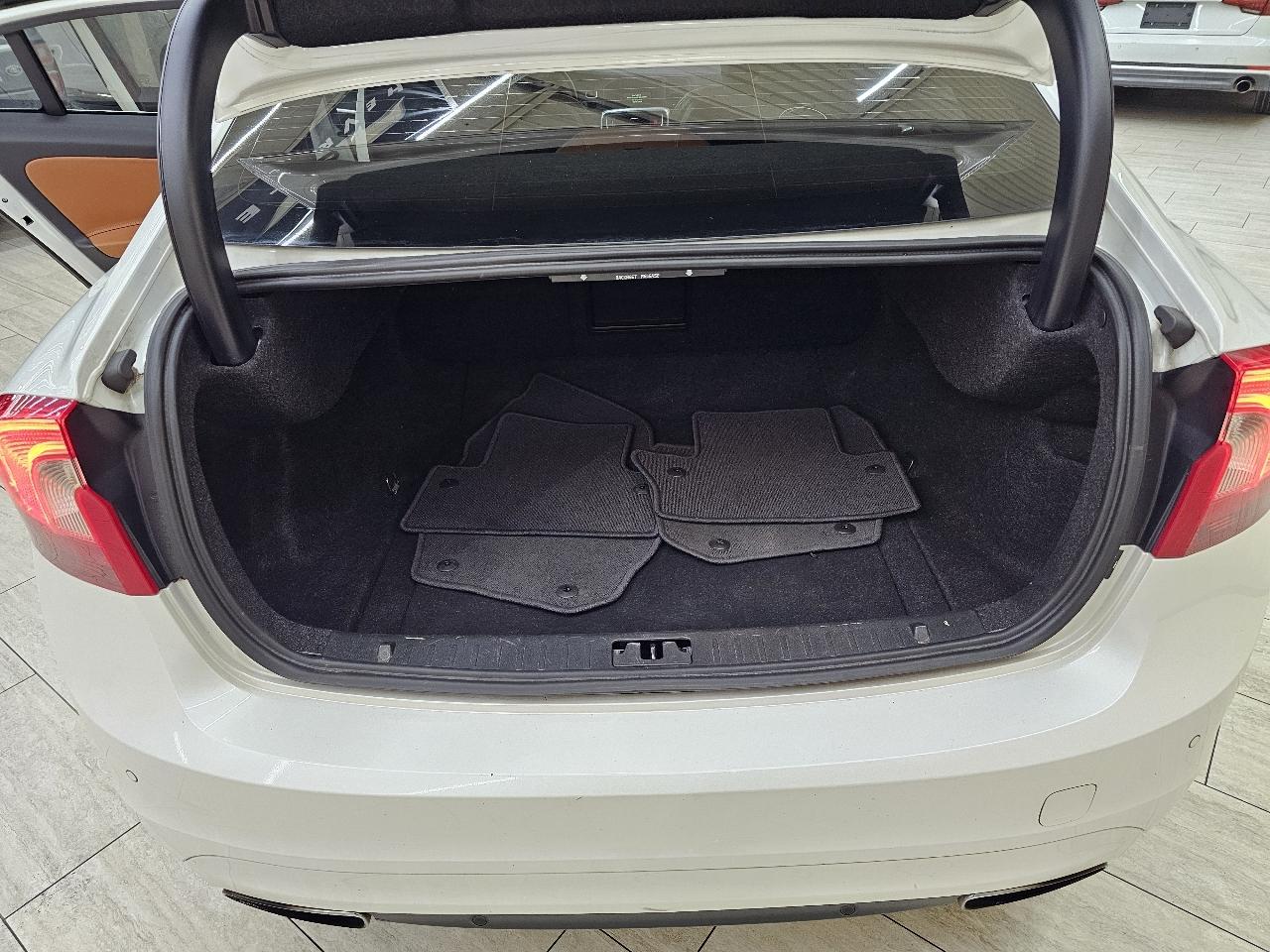 Volvo S60 2.0 Platinum 2015