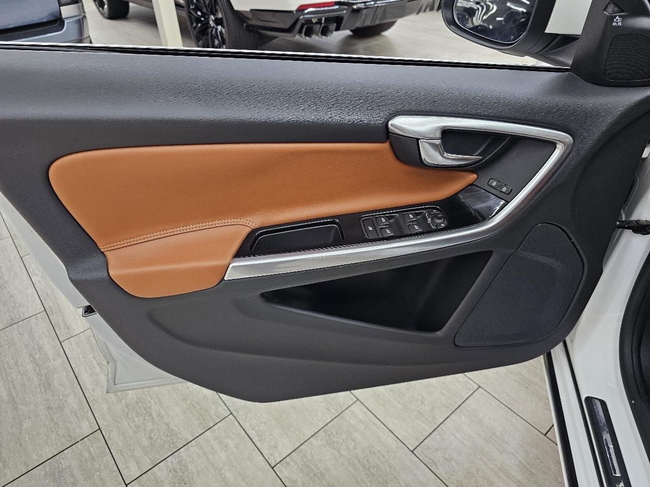 Volvo S60 2.0 Platinum 2015