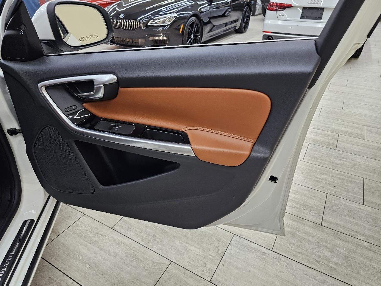 Volvo S60 2.0 Platinum 2015