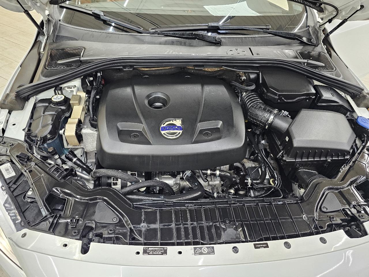 Volvo S60 2.0 Platinum 2015