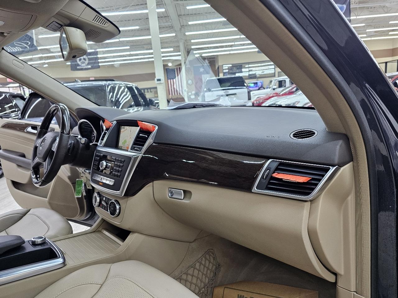 Mercedes-Benz M-Class ML350 4MATIC 2013