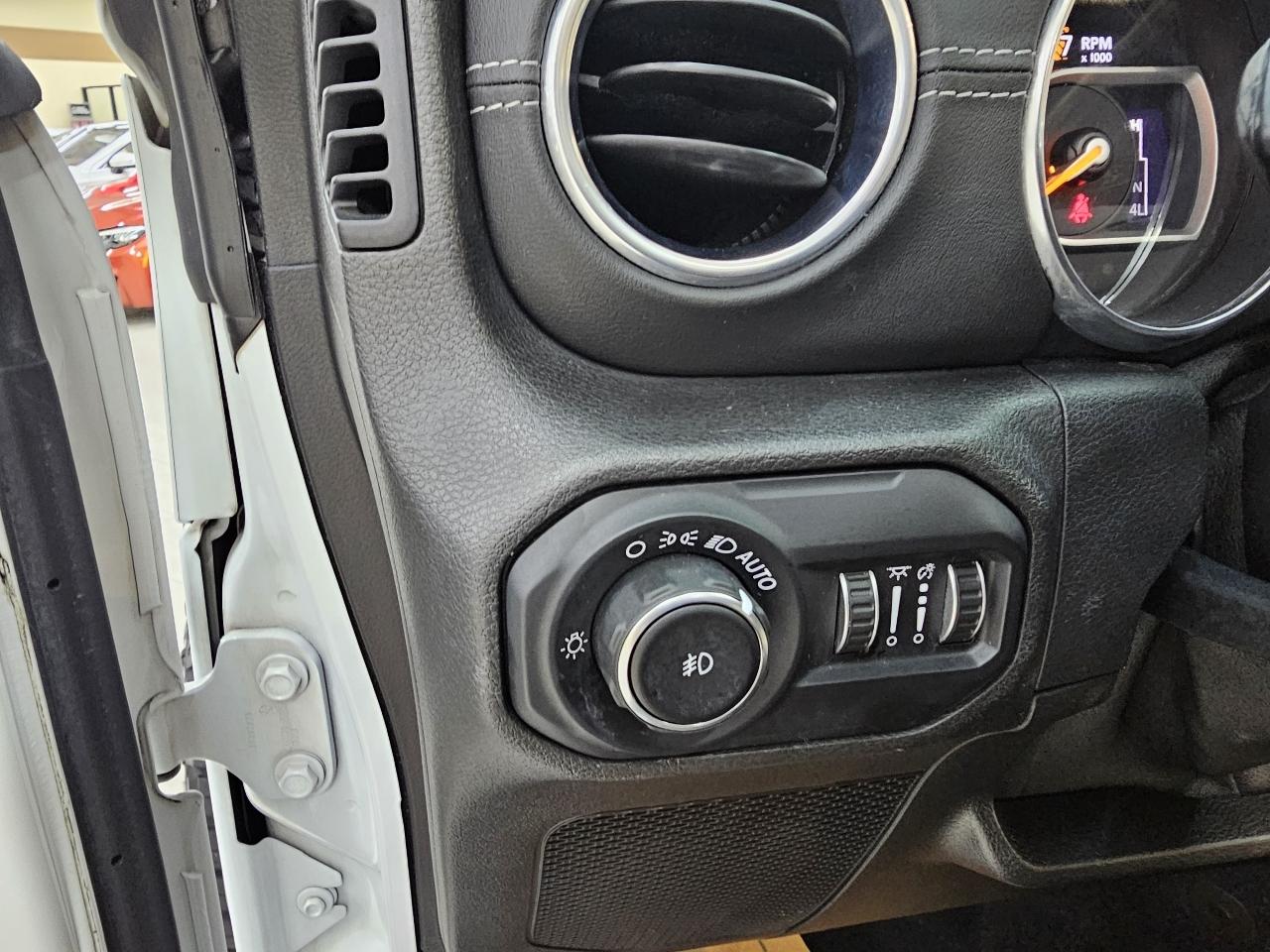 Jeep Wrangler Unlimited Sahara 2019