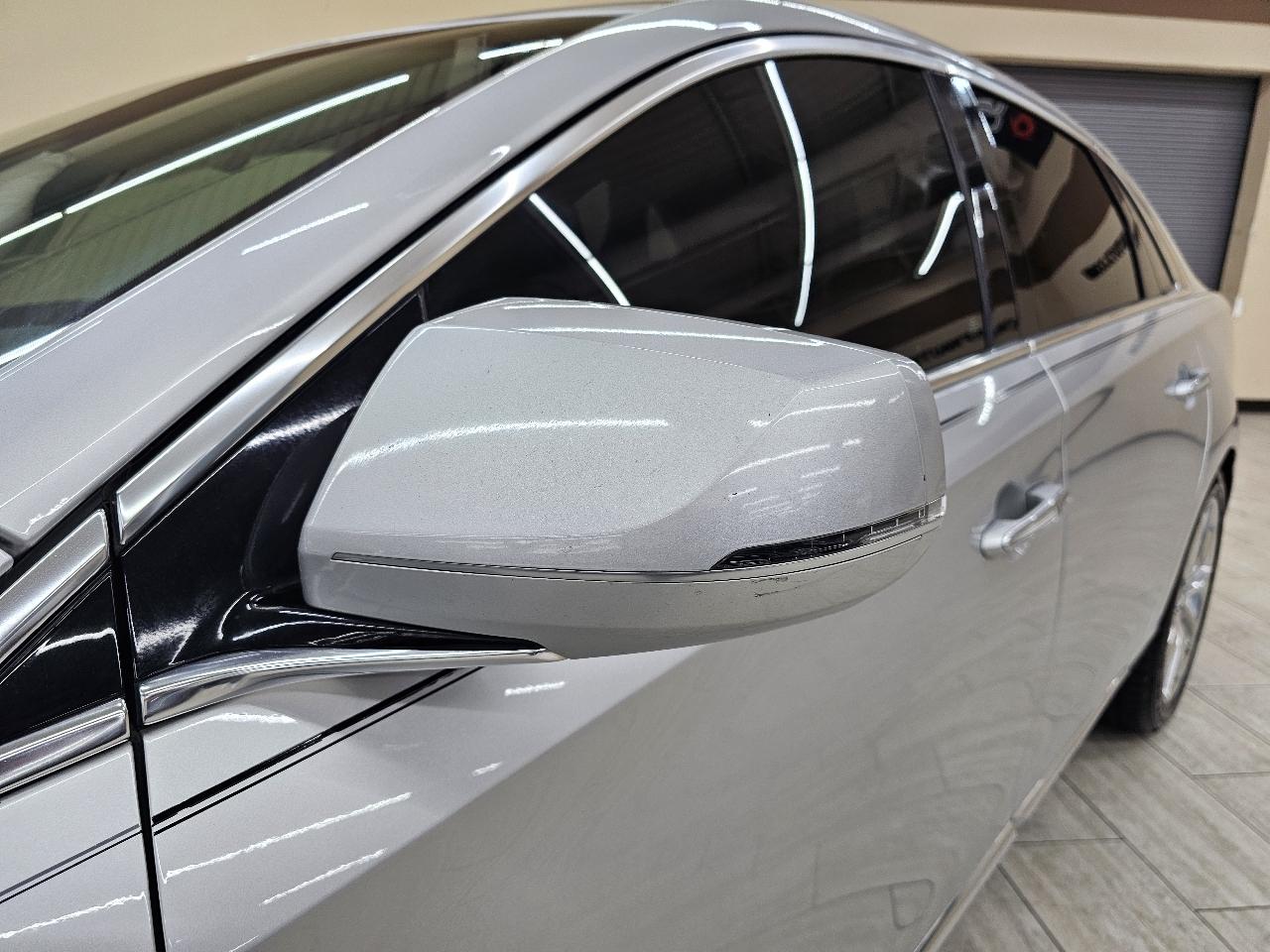 Cadillac XTS Luxury FWD 2014