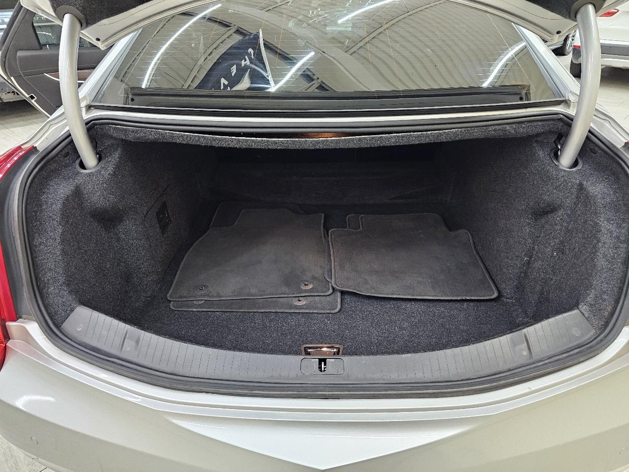 Cadillac XTS Luxury FWD 2014