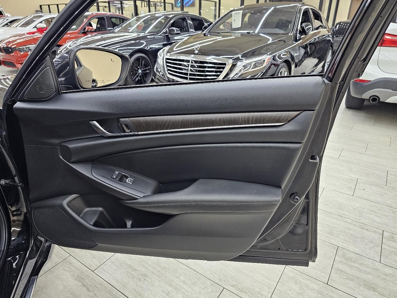 Honda Accord Hybrid EX 2021