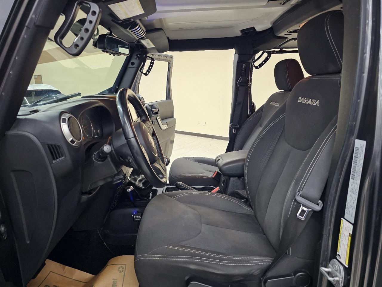 Jeep Wrangler Unlimited Sahara 4WD 2017