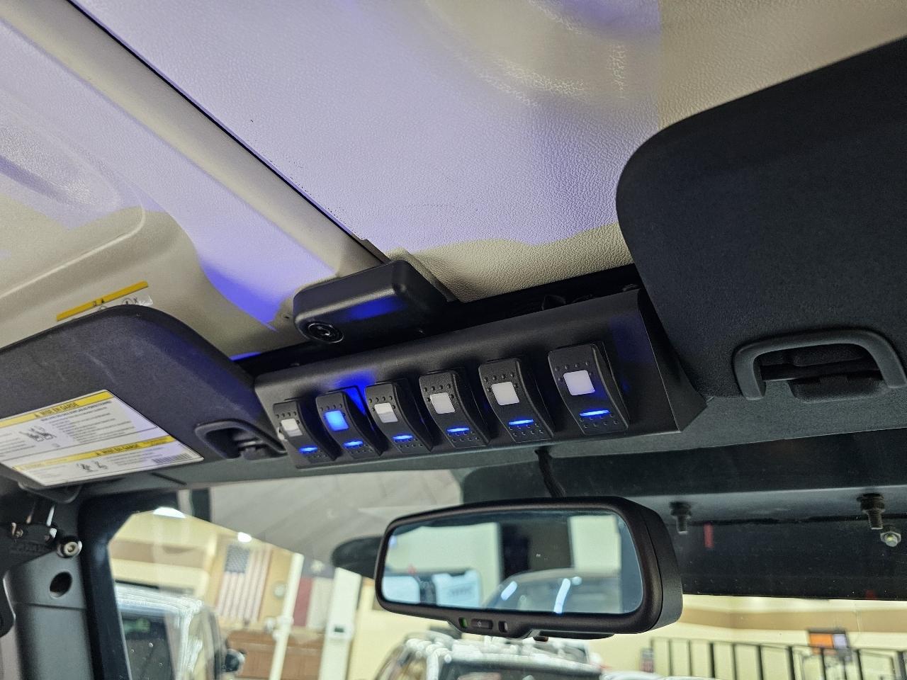 Jeep Wrangler Unlimited Sahara 4WD 2017