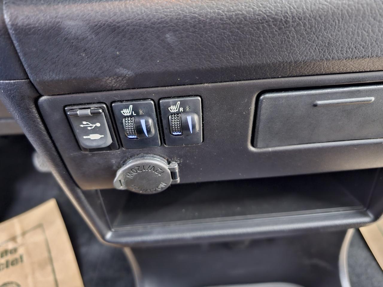 Toyota Sienna XLE FWD 8-Passenger V6 2015