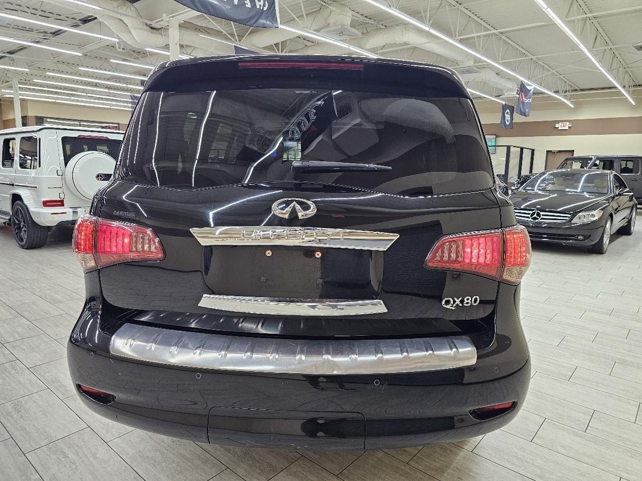 Infiniti QX80 4WD 2017