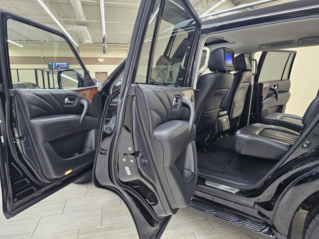 Infiniti QX80 4WD 2017