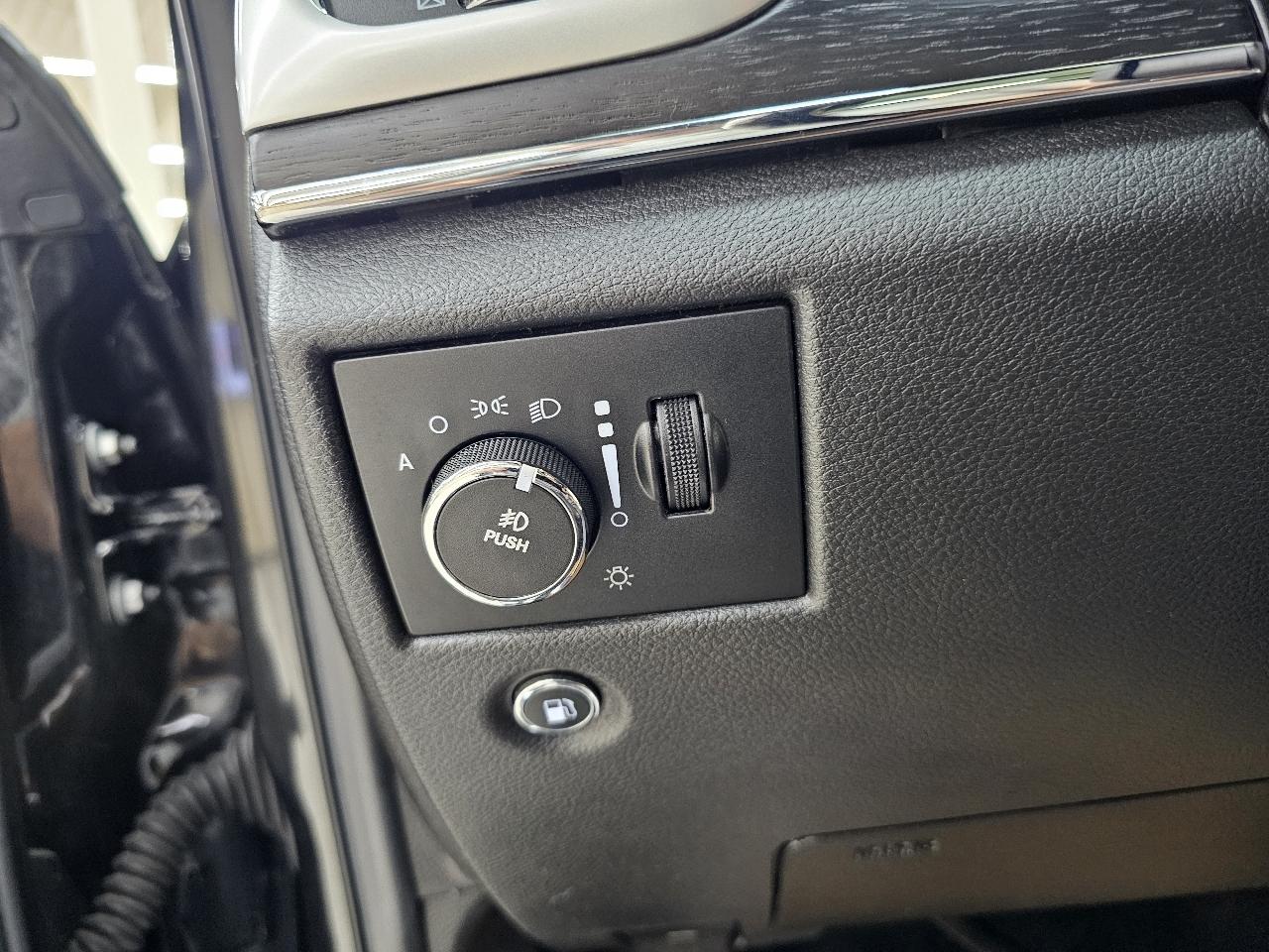 Jeep Grand Cherokee Summit 4WD 2014