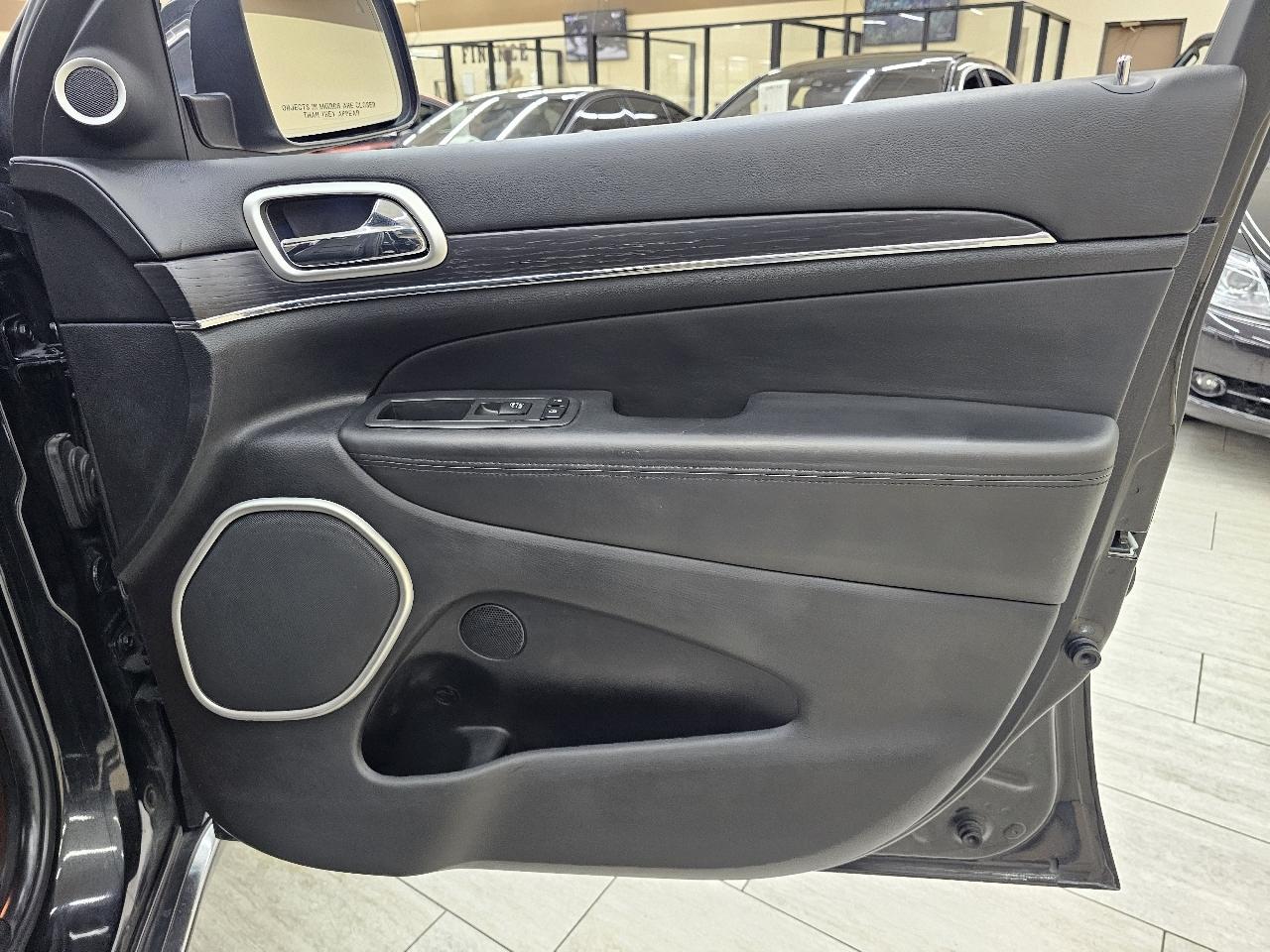 Jeep Grand Cherokee Summit 4WD 2014