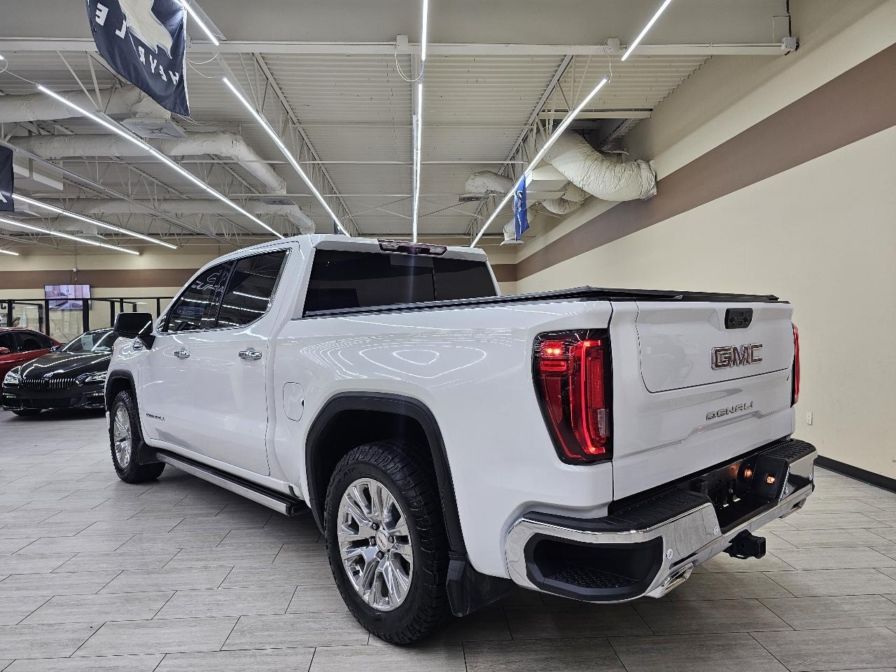 GMC Sierra 1500 Denali Crew Cab Short Box 4WD 2023