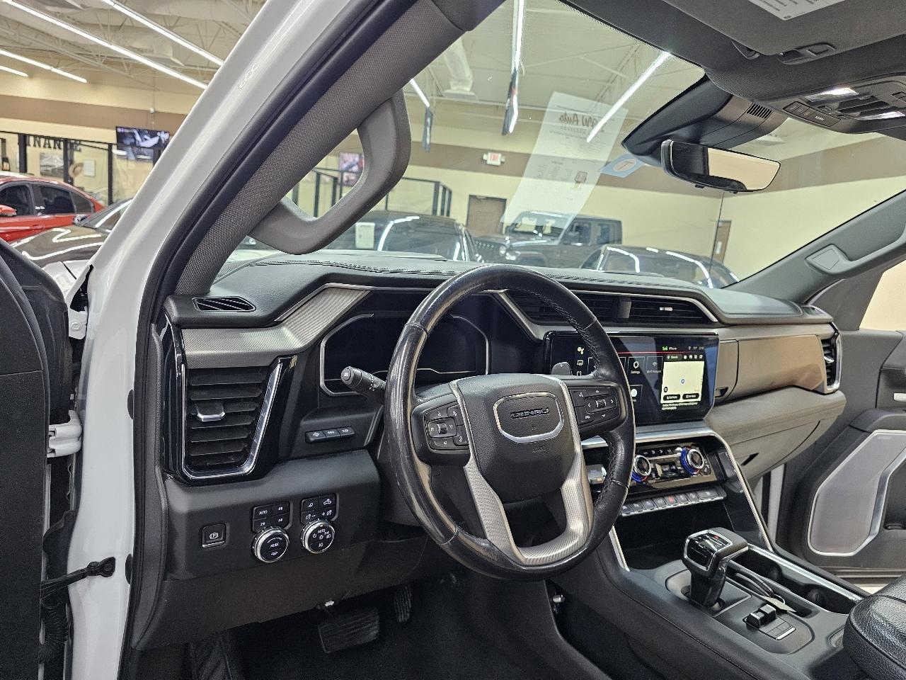 GMC Sierra 1500 Denali Crew Cab Short Box 4WD 2023