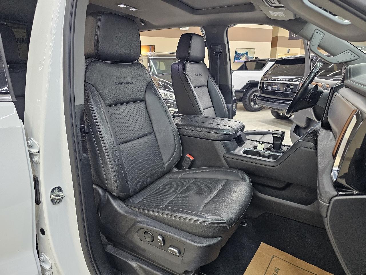 GMC Sierra 1500 Denali Crew Cab Short Box 4WD 2023