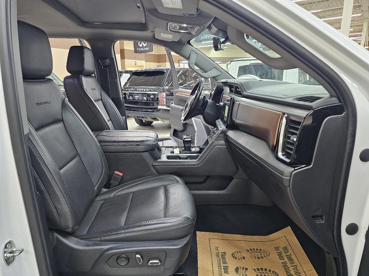 GMC Sierra 1500 Denali Crew Cab Short Box 4WD 2023